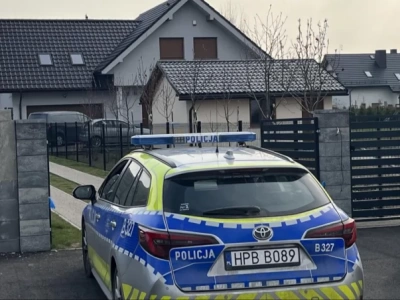 Potrójne zabójstwo w Prusicach. Policjant usłyszał zarzuty w związku makabryczną zbrodnią