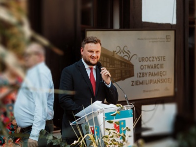 Burmistrz zaprasza posła Zandberga do popegeerowskiej gminy. 