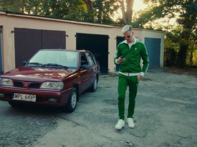 Premiera od zespołu Spontan pt. „Esemesik”. Zobacz teledysk