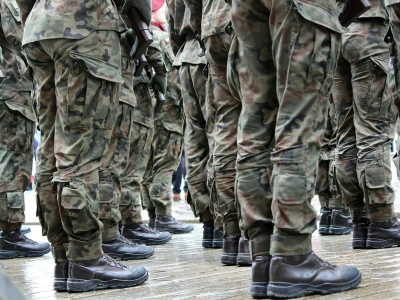 Polacy dostają listy polecone z wojska. Podpowiadamy, co to oznacza