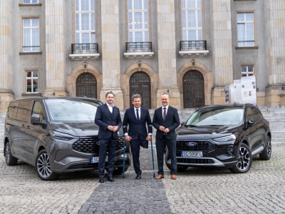 Flota wyjątkowych fordów. Samochodowa firma tak współpracuje z polskimi sportowcami