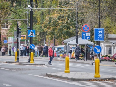 Komunikacja miejska na Wszystkich Świętych 2025 w Lublinie. Jak pojadą trolejbusy i autobusy?