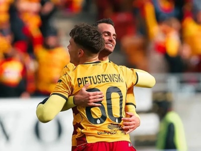 Starcie na szczycie PKO BP Ekstraklasy. Wspaniała seria Jagiellonii