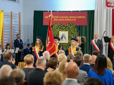 Św. Jan Paweł II patronem szkoły w Jamach