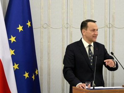 Sikorski skrytykował konwencję PiS. 