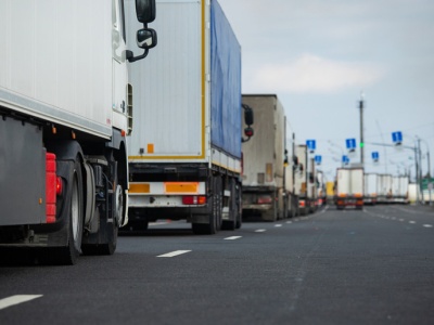 Gigant logistyczny tnie koszty po spadku zysków. Zlikwiduje nawet 1500 etatów