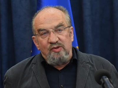 Prof. Modzelewski do polityków: Nie uciszajcie dyskusji. Pokój jest największym sukcesem Polski