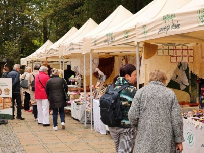 Będzie rękodzieło oraz lokalne produkty spożywcze. W niedzielę kolejny Kiermasz Produktów Lokalnych