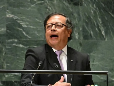 Zakaz korzystania z systemu finansowego. Prezydent obłożony sankcjami, gospodarka oszczędzona