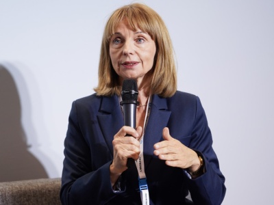 Położne zamiast higienistek? Szefowa KIF: ktoś tu zapomniał o fizjoterapeutach