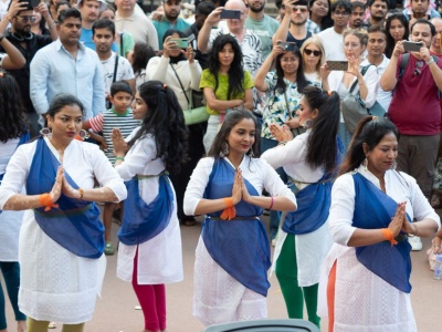 Mieszkają w Warszawie i kochają to miasto. Jak żyją Hindusi w Warszawie?