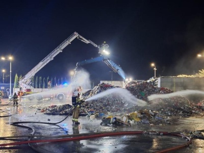 POWIAT NOWOTOMYSKI: Wieczorny pożar odpadów