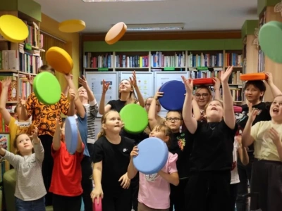 Kolejna twórcza noc w blizanowskiej bibliotece