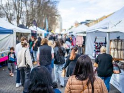 Czesi oblegają polskie targowiska. 
