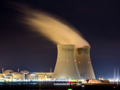 Energia atomowa podzieliła Polskę i Niemcy. 