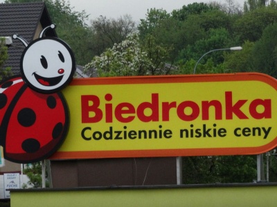 Biedronka idzie na całość. 