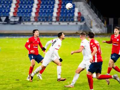 Broń Radom pokonała lidera!