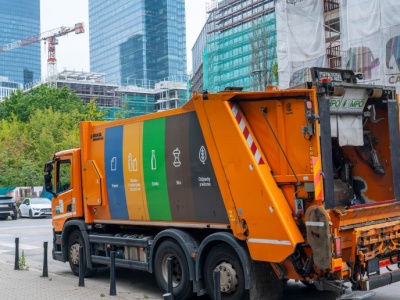 Gminy dopłacają do odpadów, ale nie chcą zmian. 
