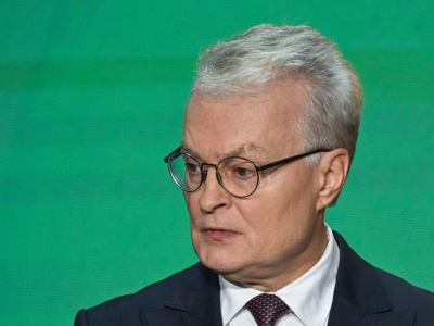 Kolejny incydent na lotnisku w Wilnie. Prezydent chce zamknięcia granicy