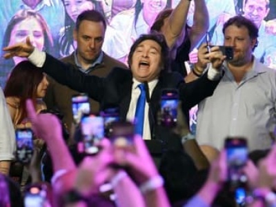 Argentyna: triumf kontrowersyjnego prezydenta w wyborach parlamentarnych