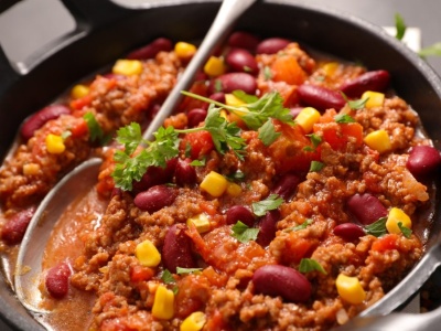 Jednogarnkowe danie, które syci i rozgrzewa. Zrób od razu na dwa dni