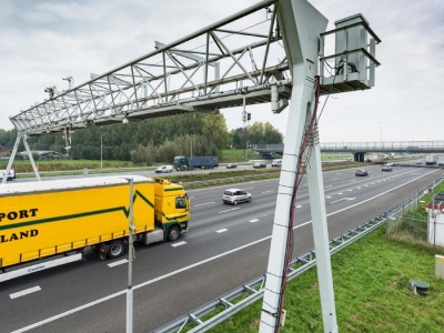 Holenderskie opłaty dla ciężarówek: umowy z pięcioma operatorami oraz cennik