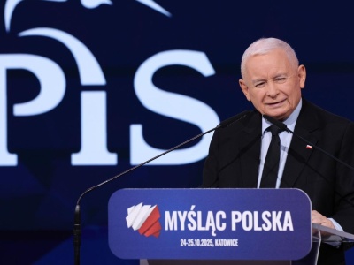 Dwaj posłowie PiS zawieszeni w prawach członka! Decyzja Kaczyńskiego