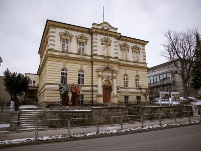 Poznaj fascynującą historię języka greckiego z Kubiszówką