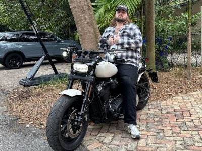 Zdjęcie Bedoesa na aukcji – już ponad 20 tys. zł za fotografię