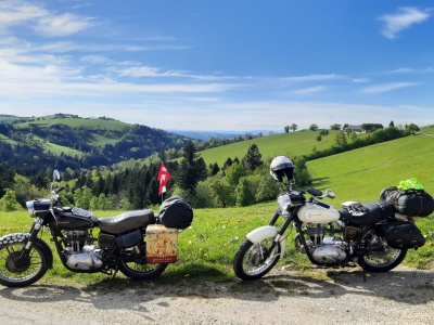 Barry na używkach: Junak M10. Junakiem na księżyc