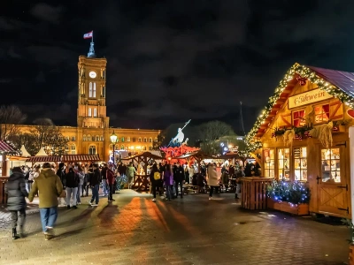 Tutaj jest jarmark świąteczny z biletem all inclusive. Za 126 zł korzystasz, ile chcesz