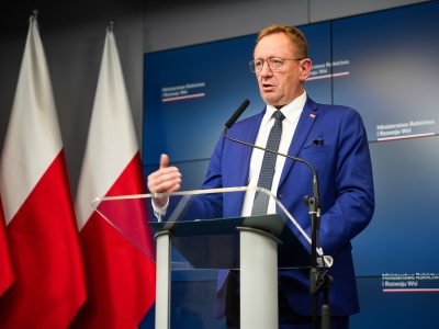 Afera w sprawie CPK. Telus i Romanowski zawieszeni