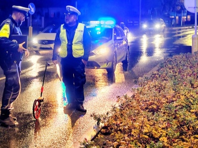 Młody kierowca BMW potrącił na przejściu (ZDJĘCIA)