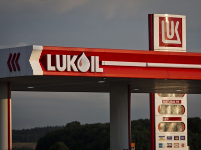 Zagraniczne aktywa Łukoilu idą pod młotek. Inwestorzy giełdowi w panice
