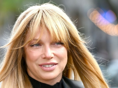 Odmieniona Liszowska w jesiennej stylizacji. Jej płaszcz robi furorę