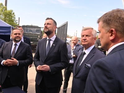 W listopadzie ruszą pierwsze szkolenia obronne. Wiceszef MON: chcemy wypełnić zobowiązanie 100 tys. osób