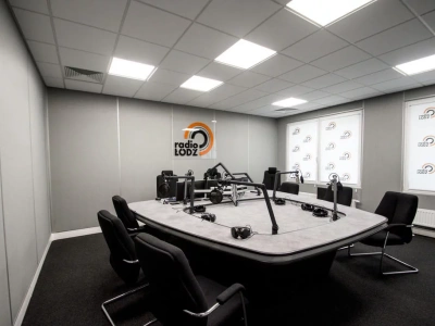 Wieczór samorządowy. Alkoholowa cisza nocna i polityczne zmiany