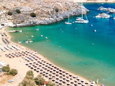 Bez miliardów euro turystyka na wyspach się załamie – twierdzi Grecki bank centralny