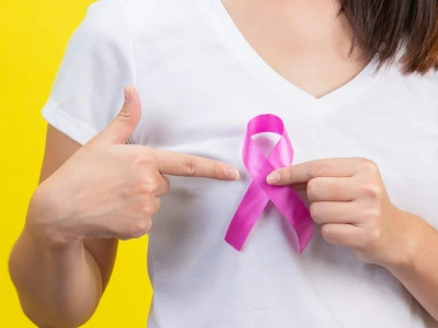 Rak piersi w Polsce wciąż zabija zbyt wiele kobiet. Eksperci apelują: badaj się! To może uratować życie