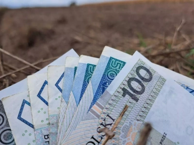 Zaliczki dopłat bezpośrednich: ilu rolników otrzymało pieniądze?