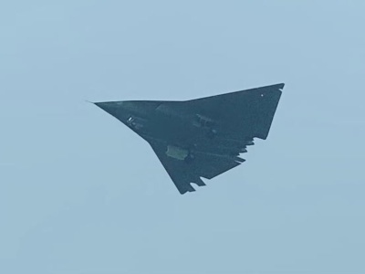 Chińskie nowości: Drugi prototyp J-36 i samolot szkolenia zaawansowanego JL-10G