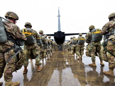 Redukcja wojsk USA na wschodniej flance? MON reaguje na doniesienia z Rumunii