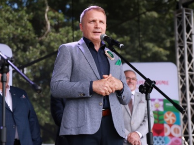 Rząd znalazł sposób na działkę pod CPK. Żąda zwrotu terenu od właściciela