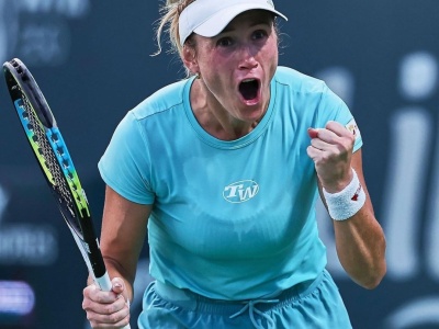 WTA: Katarzyna Kawa pokonała faworytkę i awansowała do 1/8 finału!