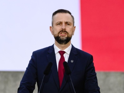 Spór o działkę pod CPK. Kto na tym zarobił?