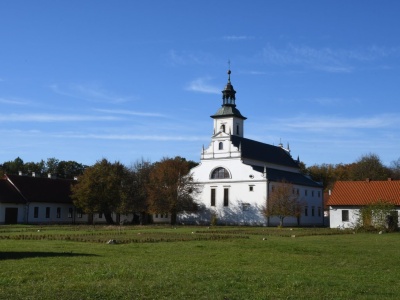 Jak żyli kameduli? Tu można choć przez chwilę doświadczyć życia pustelnika  