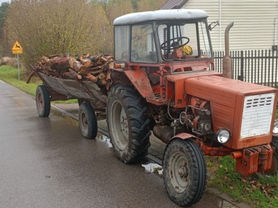 Jeździł ciągnikiem, który od 25 lat nie miał przeglądu technicznego