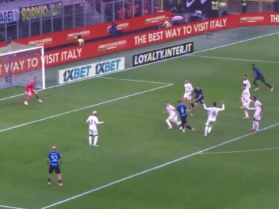 Zieliński pojawił się na boisku w 85. minucie. Chwilę później rzut karny