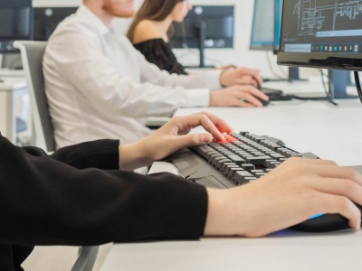 15 tys. zł za ratowanie edukacji. Takiej oferty dawno nie było, zgłoś się do 4 listopada