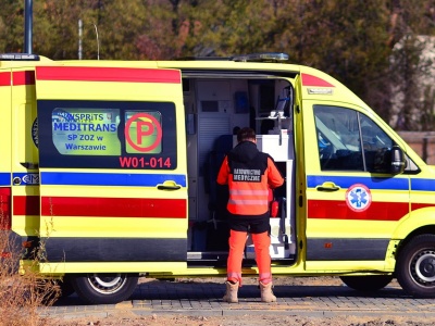 Mercedes śmiertelnie potrącił kobietę na przejściu dla pieszych
